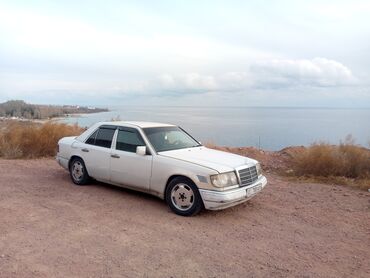 Транспорт: Mercedes-Benz W124: 3 л | 1989 г. | Седан
