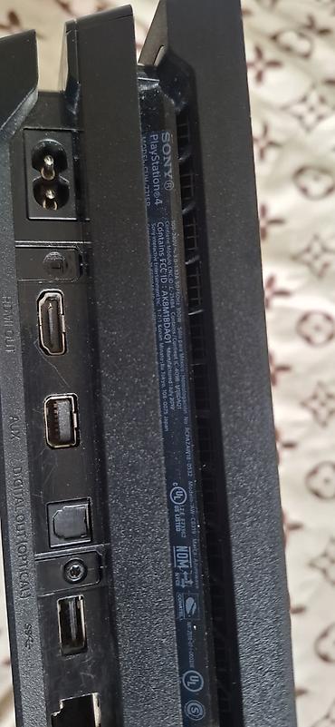 PS4 (Sony Playstation 4): Sony PlayStation 4 Pro oyun konsolu – model CUH-7215B DİQQƏT PS4 — 4