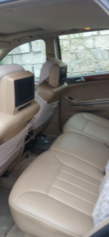 Mercedes-Benz: Mercedes-Benz ML 350: 3.5 l | 2008 il Ofrouder/SUV — 3