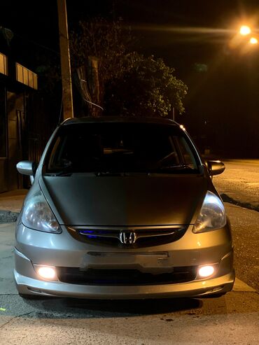 авто бу: Honda Fit: 2006 г., 1.5 л, Типтроник, Бензин, Хетчбек
