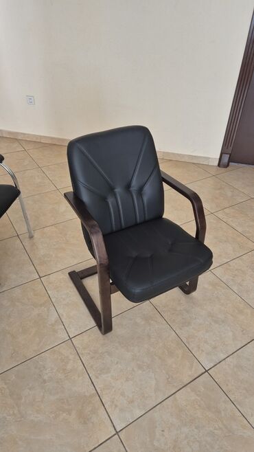 Sifarişlə ofis dəst mebeli: Mebel istehsalı və quraşdırma xidməti - Ofis masaları: İki rəngli — 112