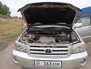 subaru legacy левый руль: Toyota Highlander, 1‑е поколение, серебристый кроссовер. Техническая