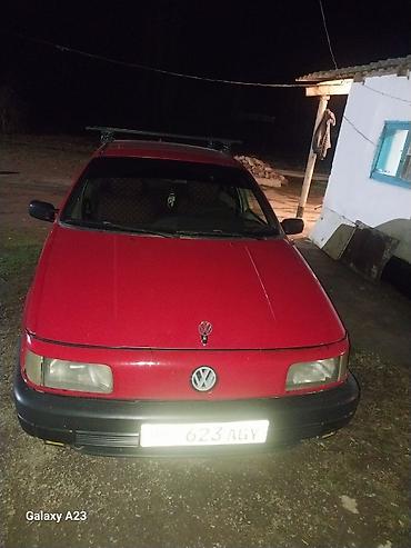 Volkswagen: Volkswagen Passat: 1988 г., 1.8 л, Кол менен иштөөчү, Бензин, Седан — 7