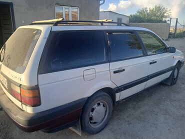 отдам в рассрочку грузовой автомобиль: Volkswagen Passat: 1991 г., 1.8 л, Механика, Бензин, Универсал