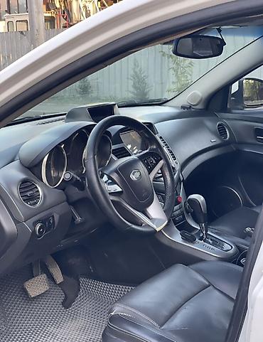шевролет курус: Chevrolet Cruze: 2010 г., 1.8 л, Автомат, Бензин, Седан — 6