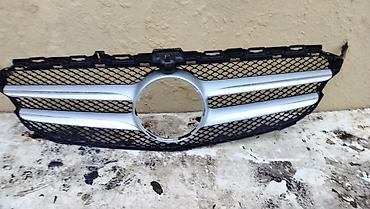 Кузовные детали: Mercedes-Benz üçün ön radiator barmaqlığı (gril). Şəkillərdə göründüyü — 3