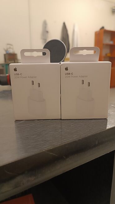 Adapterlər: Adapter Apple, 20 Vt, Yeni