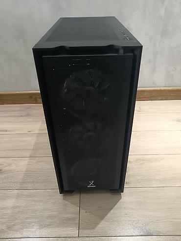 ps4 9 00: 1 terabyt yaddas ( hards disk ssd) 32 ram Cpu i7 Windows 11 Lisensia — 3