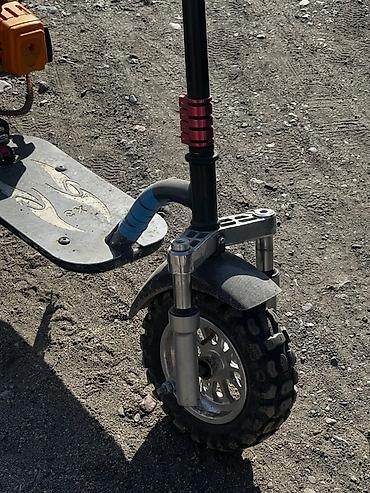 водный скутер: Бензиновый самокат X3 (off-road) Основные характеристики: - Двигатель — 9