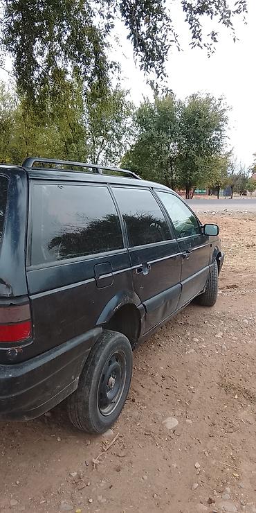 Volkswagen: Volkswagen Passat: 1991 г., 1.8 л, Механика, Газ, Универсал — 3