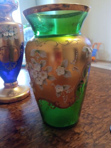 ваза напольная стеклянная высокая без узора: Güldan.21 sm