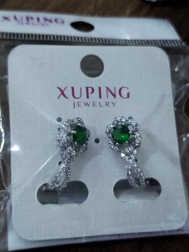 Sırğalar: Mağaza bağlanıb əldə qalan bujuteriyalar ucuz qiymətə satılır -da lalafo.az — 8 Sırğalar: Mağaza bağlanıb əldə qalan bujuteriyalar ucuz qiymətə satılır — 8