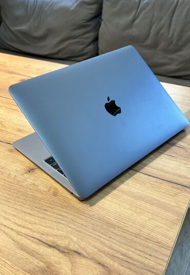 macbook air 2017: Ноутбук, Apple, 8 ГБ ОЗУ, Intel Core i5, 13.3 ", Б/у, Для несложных задач, память SSD