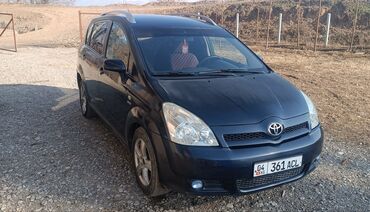 запах авто: Toyota Corolla Verso: 2004 г., 1.8 л, Робот, Бензин, Минивэн