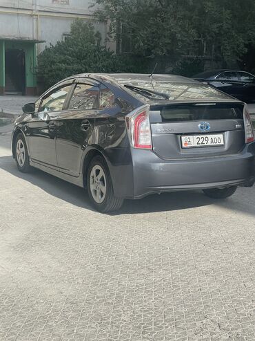 приус плагин: Toyota Prius: 2013 г., 1.8 л, Автомат, Гибрид, Хетчбек