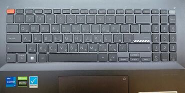 ASUS: Prosessor (CPU)-i7-12700H Ekran göstəriciləri-16″ 4K (3840 x 2400) — 7