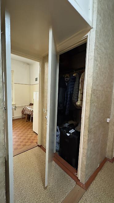 квартира церковь: 2 комнаты, 52 м², 12 мкр 106 серия, 3 этаж, Старый ремонт — 8