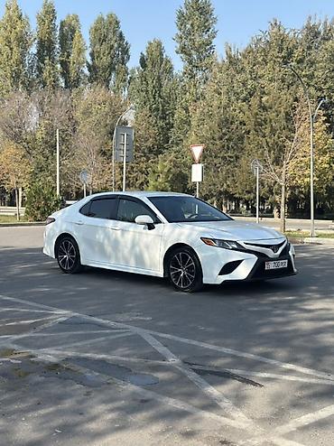 tayota auris: Toyota Camry: 2018 г., 2.5 л, Автомат, Бензин, Седан — 8