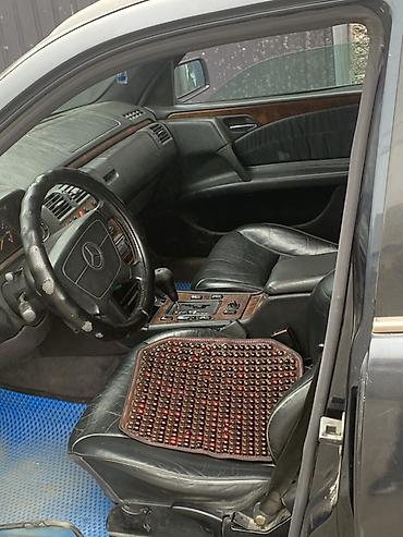 Mercedes-Benz E-Class: 1998 г., Автомат, Бензин, Седан
