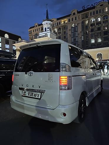 Унаа сатуу: Toyota Voxy: 2002 г., 2 л, Автомат, Бензин, Вэн/Минивэн — 5