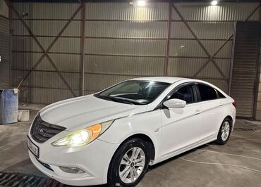 амортизаторы гольф 2: Hyundai Sonata: 2010 г., 2 л, Автомат, Газ, Седан