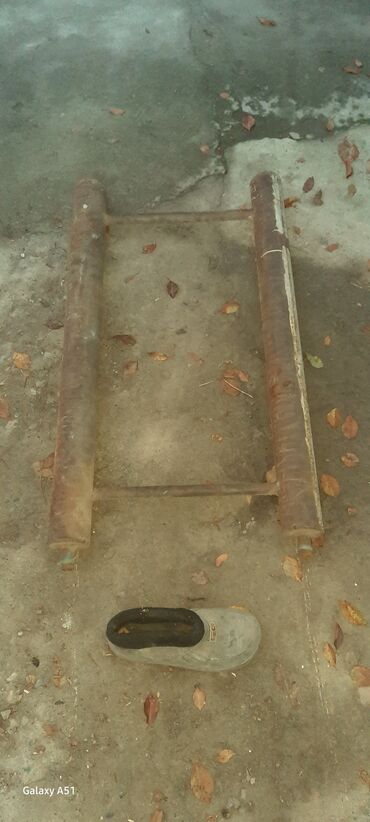 Мониторы: Монитор — 12