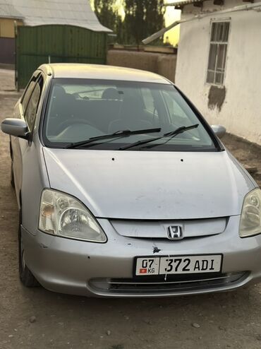 дом на колосах: Honda Civic: 2002 г., 1.5 л, Автомат, Бензин, Хетчбек