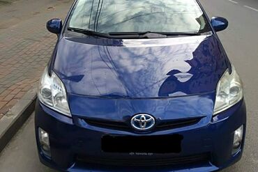 Toyota: Toyota Prius: 1.4 l | 2014 il Hetçbek