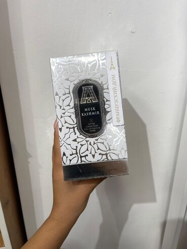 анальные игрушки: Парфюмерная вода Attar Collection Musk Kashmir объемом 100 мл. Аромат