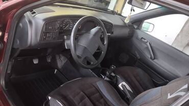 Volkswagen: Volkswagen Passat: 1992 г., 2 л, Механика, Бензин, Универсал — 7