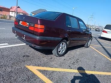 бензобак зил: Volkswagen Vento: 1994 г., 1.8 л, Механика, Бензин, Седан — 3