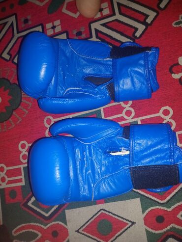 тактические перчатки: Набор для бокса/кикбоксинга TOP TEN (Germany), синий цвет. Состав: -