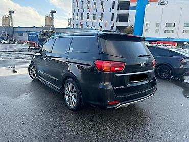 black: Kia Carnival: 2018 г., 3.3 л, Автомат, Бензин, Минивэн — 5