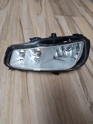 španer za auto: Mercedes Prednje desno magleno svetlo (sa dnevnim svetlima) – kamion — 2
