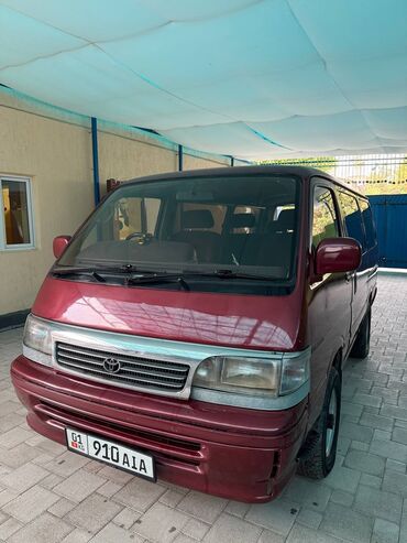 работа в оше продавец: Toyota Hiace: 1992 г., 2.8 л, Автомат, Дизель, Van