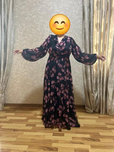 qaş aparatı: Nargiz boutiquedan 250 azne almiwam.1 defe toya geyinilib. 44