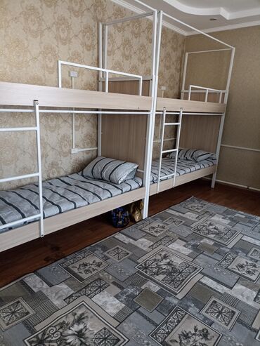 Посуточная аренда комнат: 100 м² — 10