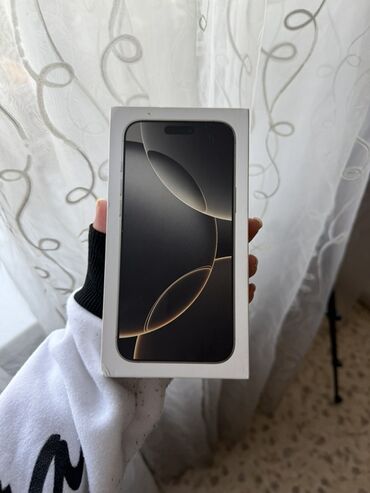 наушни: IPhone 16 Pro Max, Новый, 256 ГБ, Natural Titanium, Коробка, 100 %