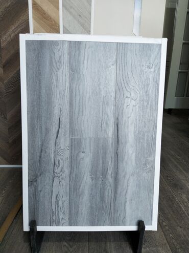 dsp laminat: Boz od ağacı naxışlı döşəmə örtüyü nümunəsi - Material: laminat tipli