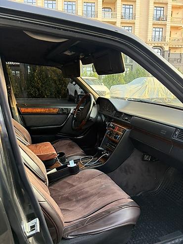 200: Mercedes-Benz W124: 1995 г., 3.2 л, Автомат, Бензин, Седан — 7