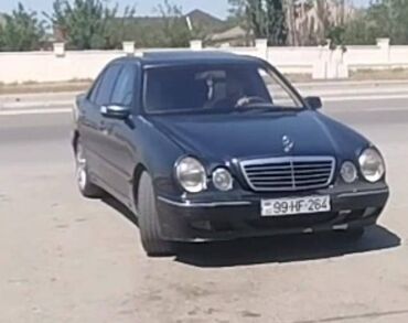 Mercedes-Benz: Mercedes-Benz E 270: 2.7 l | 2000 il Sedan