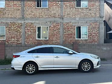 продаю сюрф: Hyundai Sonata: 2019 г., 2 л, Автомат, Газ, Седан — 4