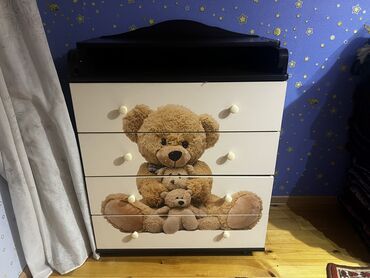 Другая детская мебель: Продается манеж со шкафом-пеленальным