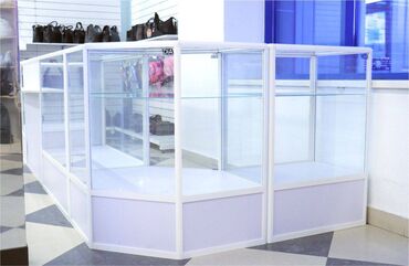торговое оборудование для обуви: Прилавок витрина, витрина стеклянная, торговые витрины металлические