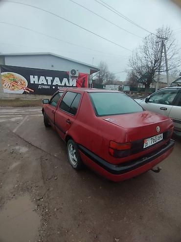 акорд 1992: Volkswagen Vento: 1992 г., 1.8 л, Седан — 3