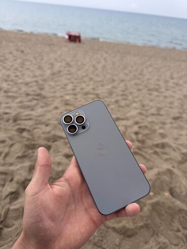 необычные чехлы на айфон 13 про макс: IPhone 13 Pro Max, Б/у, 256 ГБ, Sierra Blue, Защитное стекло, Чехол, 80 %