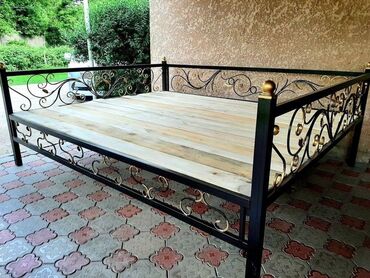 Тапчаны: Тапчан 3 x 3 x 130 м, Металл at lalafo.kg Тапчаны: Тапчан 3 x 3 x 130 м, Металл