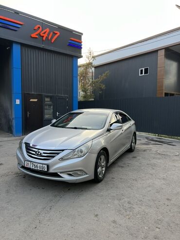 купить зикр в бишкеке: Hyundai Sonata: 2012 г., 2 л, Автомат, Газ, Седан