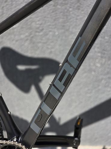 Горные велосипеды: Горный велосипед, Cube, Рама M (156 - 178 см), Карбон, Б/у — 5