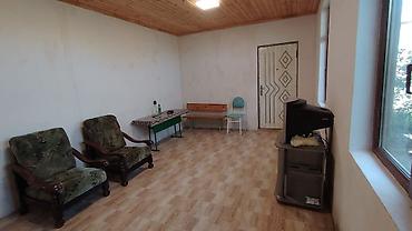 yevlaxda satilan evler: Bağ evi satılır, Məhəmmədidə yerəşir,1 otaq, 1 Mətbəx, sanitar qovşağı — 4